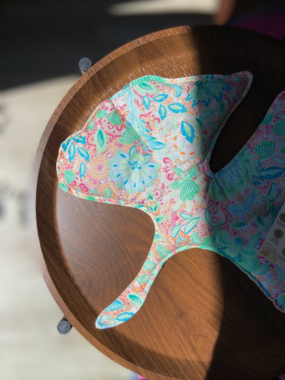 Bouillotte naturelle aux graines de lin faite main France en forme de feuille de Gingko pour apaiser les douleurs d'endométriose
